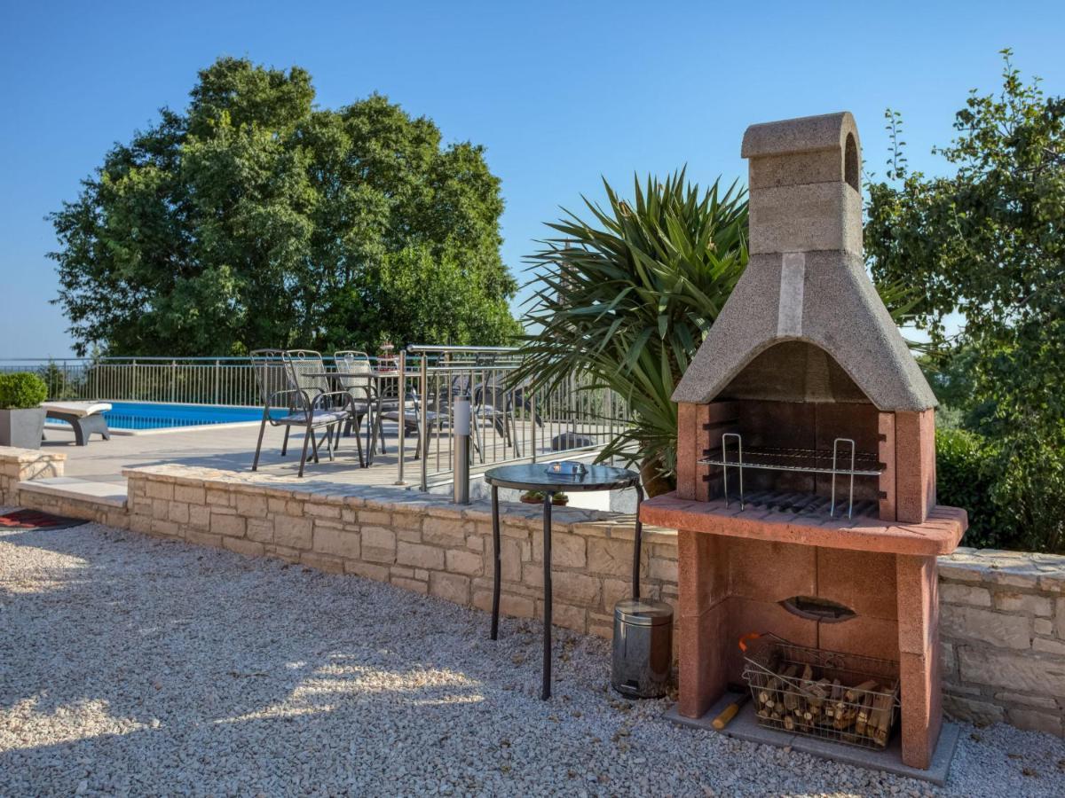 Holiday Home Legovic By Interhome Kaštelir Buitenkant foto